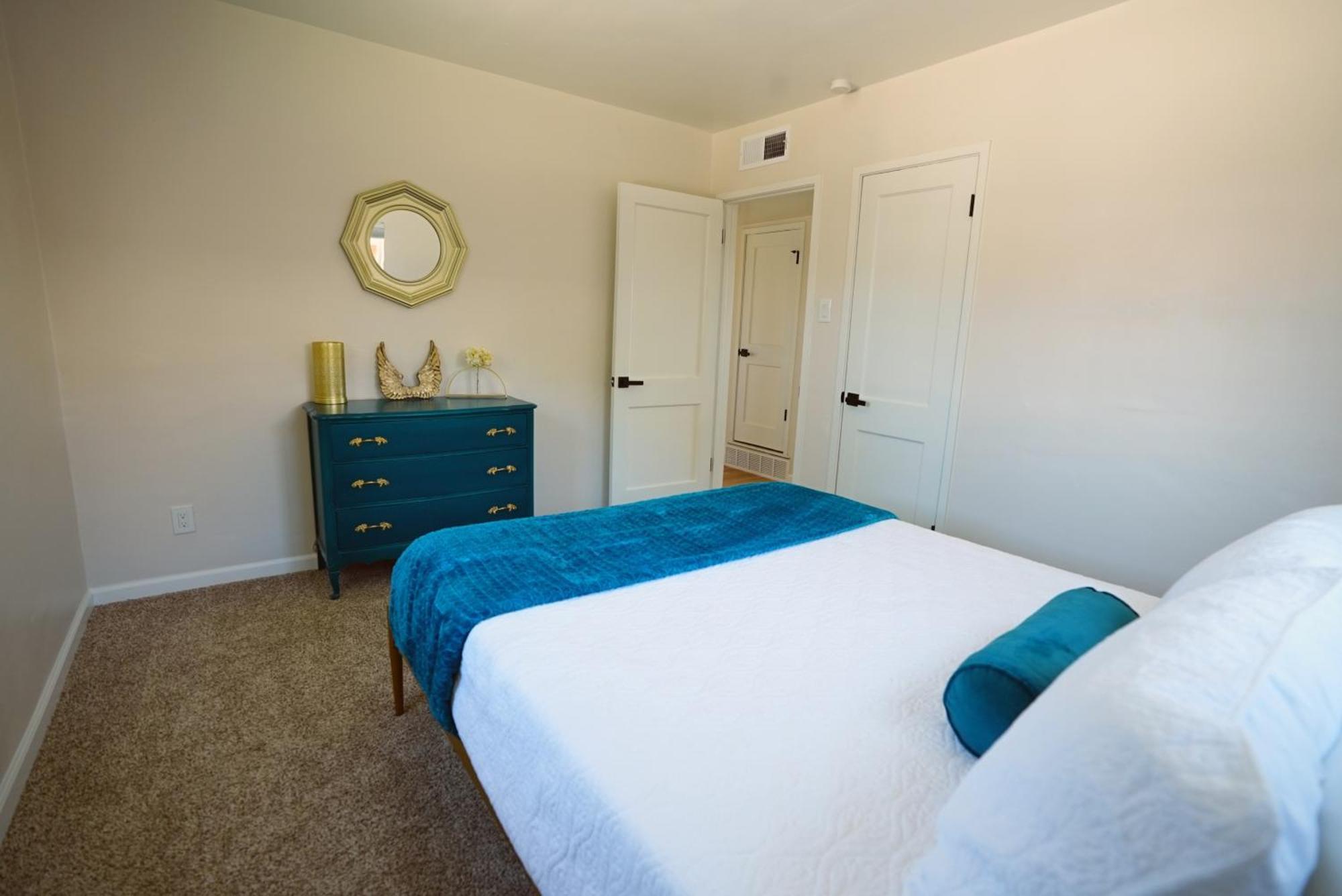 Centrally Located! Remodeled! Huge Backyard! The White House Albuquerque Exterior foto